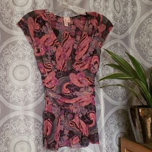 💗Pink Paisley Sweet Pea V-neck Top💗